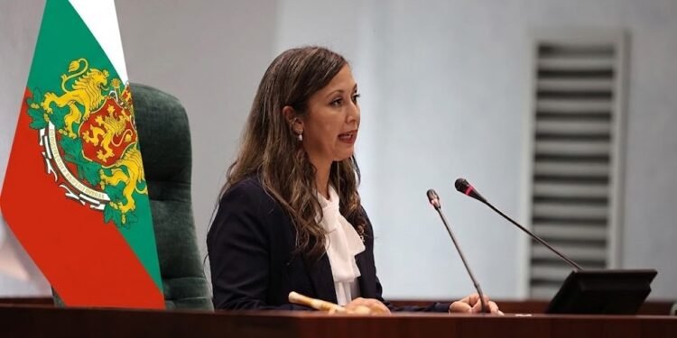 Algerian Parliament Elects First Female Speaker