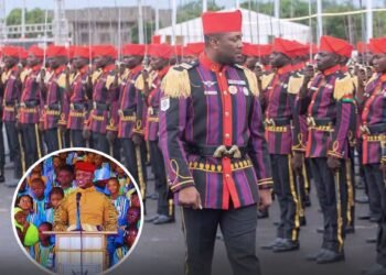 Traoré Unveils Locally Made Military Uniforms to Promote Burkina Faso’s Heritage
