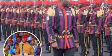 Traoré Unveils Locally Made Military Uniforms to Promote Burkina Faso’s Heritage