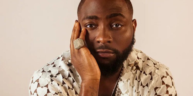 VIDEO: Davido Arrives in Osun for Uncle Adeleke’s Governorship Campaign
