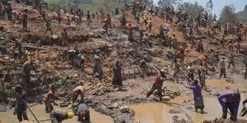Ebola Outbreak: Artisanal Miners Continue Gold Digging Despite Deadly Virus Risk