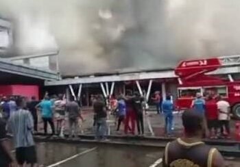 Fire Guts SPAR Shopping Centre in Calabar [VIDEO]