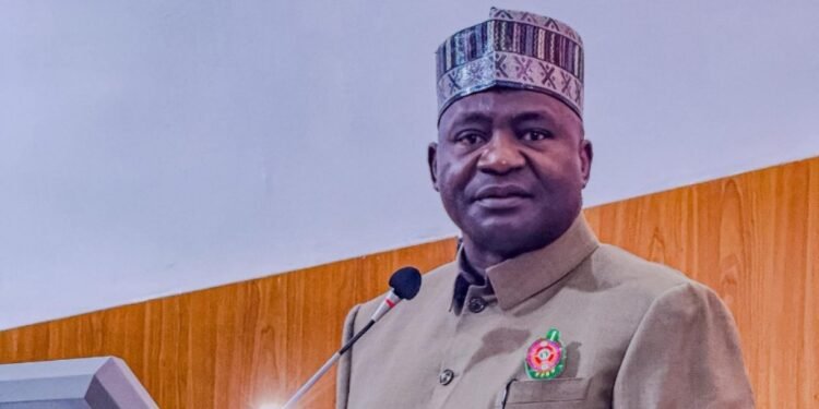 Defence Minister: Better Military Pay Key to Winning War Against Insurgency