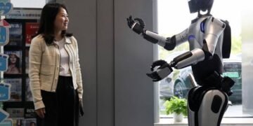 How Chinese Robots Are Transforming the UK Retail Industr