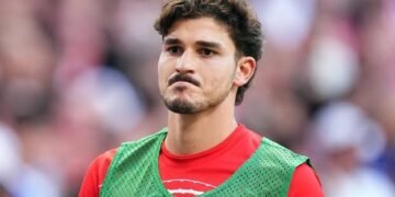 Barcelona Push for Álvarez as Atlético Madrid Draws Firm Line on Transfer