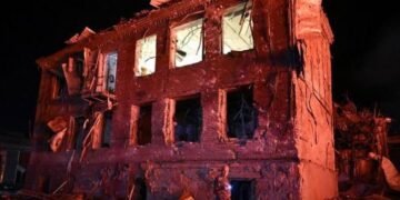 Nine Killed in Russian Strikes as Ukraine Hits Another Wildberries Warehouse