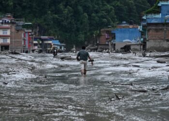 More Than 350 Dead in Nepal-Tibet Floods as Authorities Warn of Another Flood