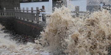 China Orders Mass Evacuation as Powerful Storm Nears
