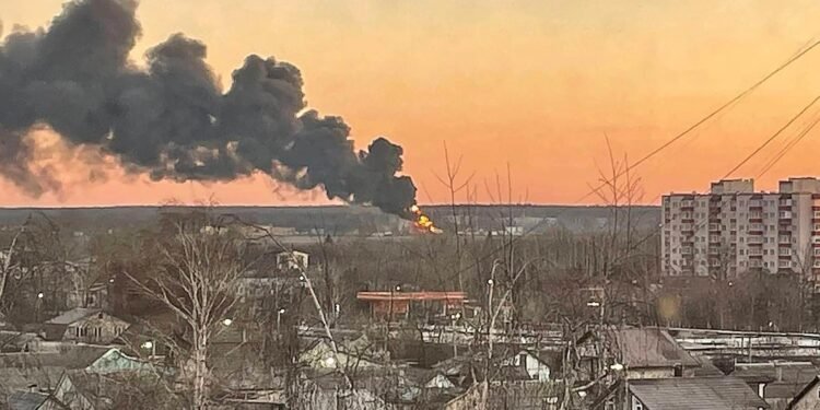 Ukraine Strikes Two Russian Oil Refineries as Huge Smoke Plume Rises