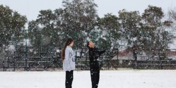 South Africa Braces for Severe Weather as Snow, Hail Disrupt Travel