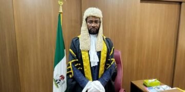 Edo Lawmakers Impeach Suspended Speaker Agbebaku