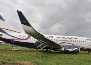 Air Peace Explains Abuja Flight Disruptions, Cites Fuel Shortage and Weather