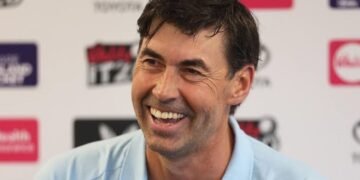 New England Test Coach Stephen Fleming Sets Sights on Beating Australia