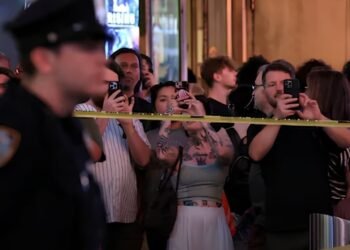 Two Dead After Knife Attack Erupts in New York’s Times Square