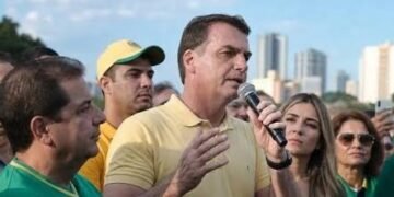 Brazil’s presidential contest pits incumbent Luiz Inácio Lula da Silva against right-wing challenger Flávio Bolsonaro.