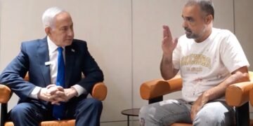 Benjamin Netanyahu praises passenger and pilot after Flydubai flight incident