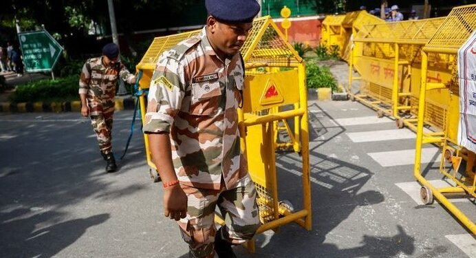 Delhi Police Detain Protesters as ‘Cockroach’ Movement Demonstrates
