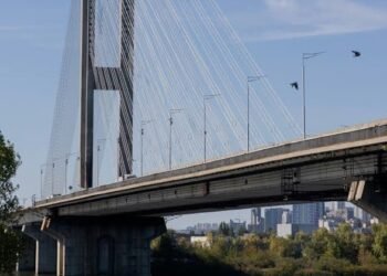 Russian Strike Damages Second Major Bridge in Kyiv