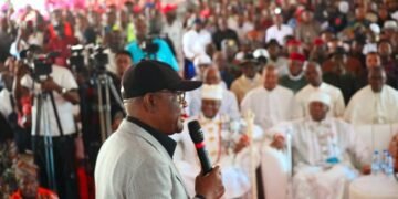 Wike Challenges Amaechi Over 24 Years in Public Office